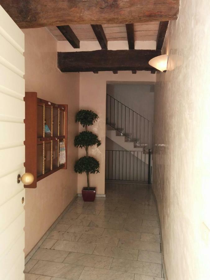 Honey House Parma Apartment Exterior photo