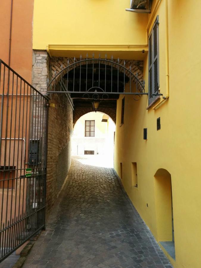 Honey House Parma Apartment Exterior photo