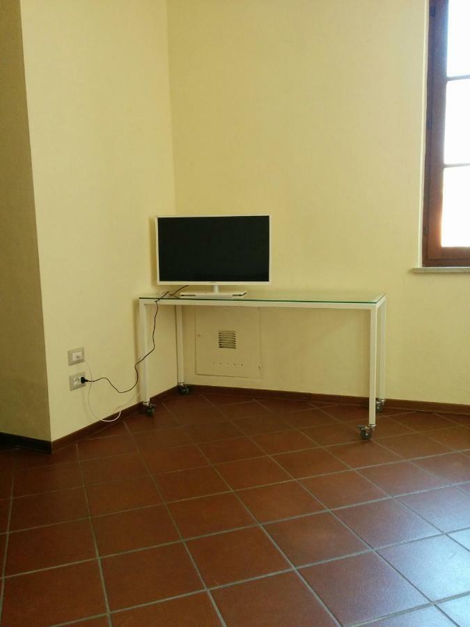 Honey House Parma Apartment Exterior photo